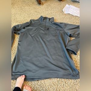 Patagonia quarter zip grey XL